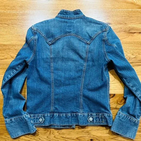 GAP Stretch Denim Jacket in Light Blue - Picture 2 of 3